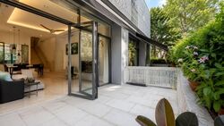 Crescent Road (D15), Terrace #582881901